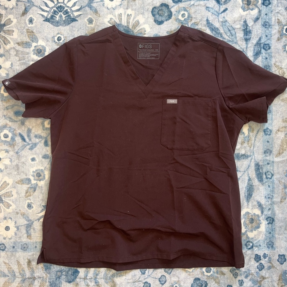 XXL Espresso Figs Scrub Top